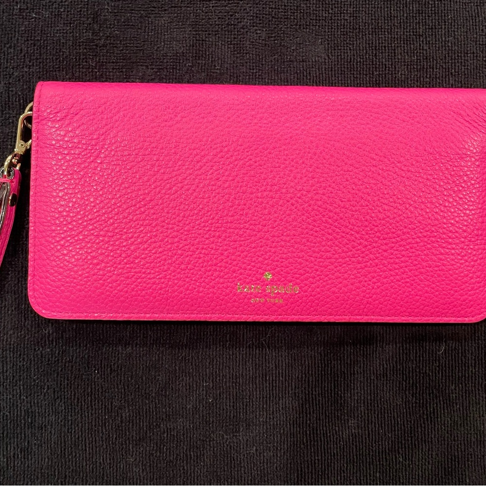 NWOT Kate Spade Pink Pebbled Leather Wallet / Wristlet